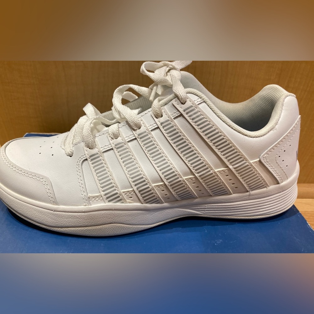 NWT K-Swiss Woman’s White and Silver Court Impact Sneakers